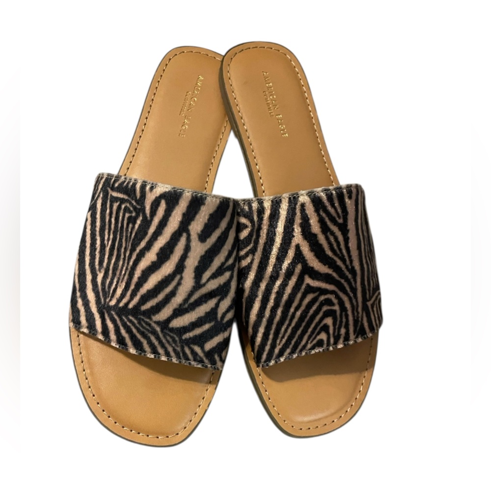 American Eagle Zebra Faux Fur Slides Black Cream Size 7‎